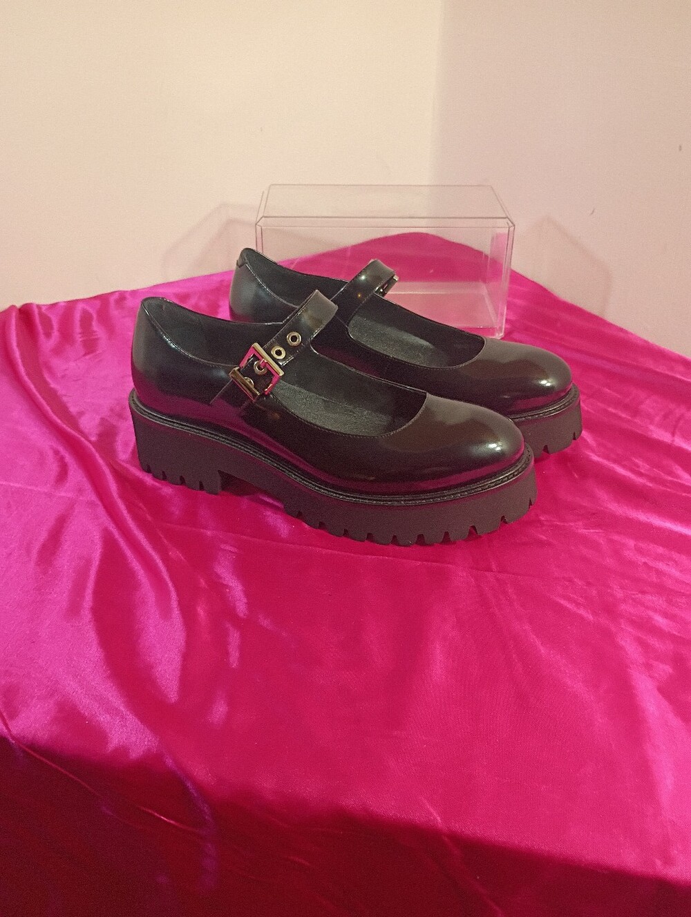 Jeffrey Campbell Women's SZ 7 Mary Jane Platform Pump In Black.